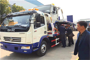 延边朝鲜族自治州汽车道路救援拖车价格